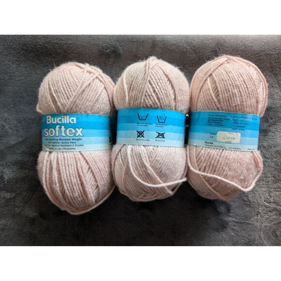 Bucilla Softex Premium Acrylic Easy‎ Care Yarn Lot 3 Skeins Color 68 Light Pink - Picture 2 of 3